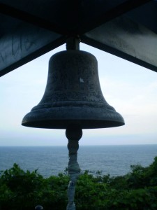 enoshima_cloche_amoureux
